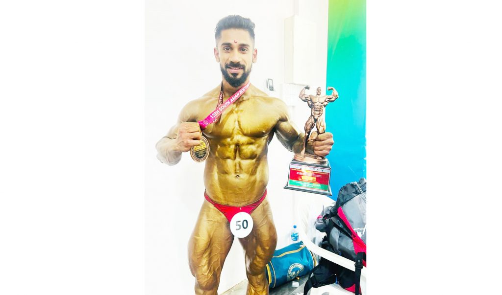 Bronze to Venkatesh Tashildar