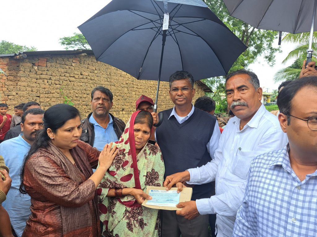 Guardian Minister Satish Jarkiholi's visit to Khanapur