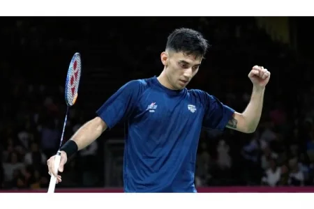 लक्ष्य सेन उपांत्य फेरीत दाखल Lakshya Sen enters the semi-finals