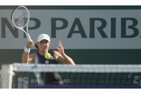 Poland's Switek in the quarterfinals