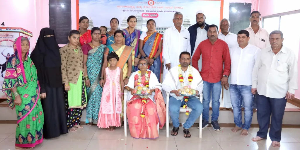 Marihal Gr. Pt. Girija Shivan Gowda Patil as President and Tausif Allauddin Phaniband as Vice President.