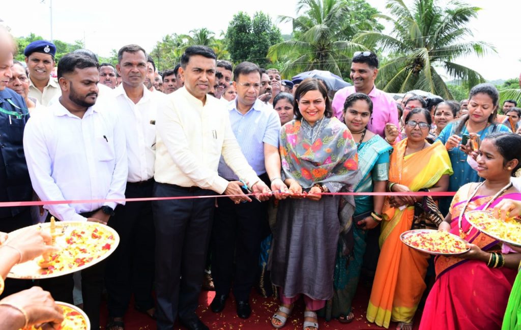 शहरांबरोबरच गावांच्याही विकासाला प्राधान्य Priority is given to the development of cities as well as villages