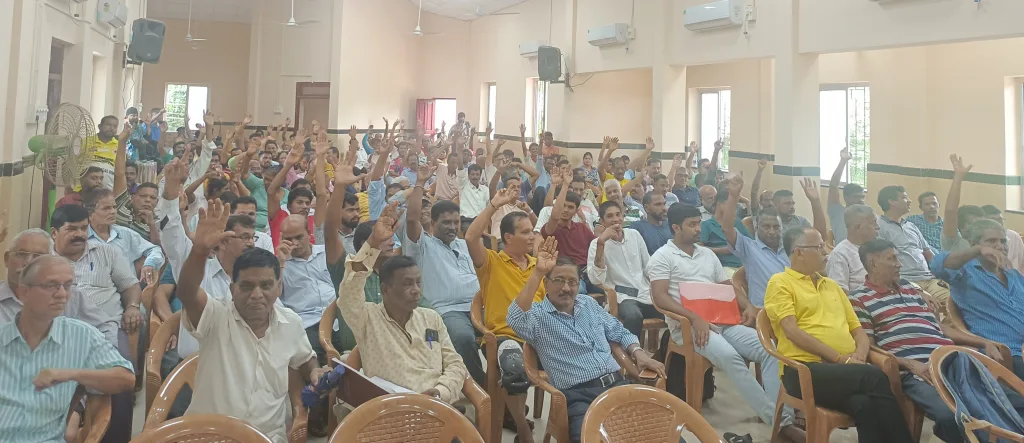 वाढीव घरपट्टीला बोरी ग्रामसभेत प्रखर विरोध Fierce opposition to increased house rent in Bori Gram Sabha