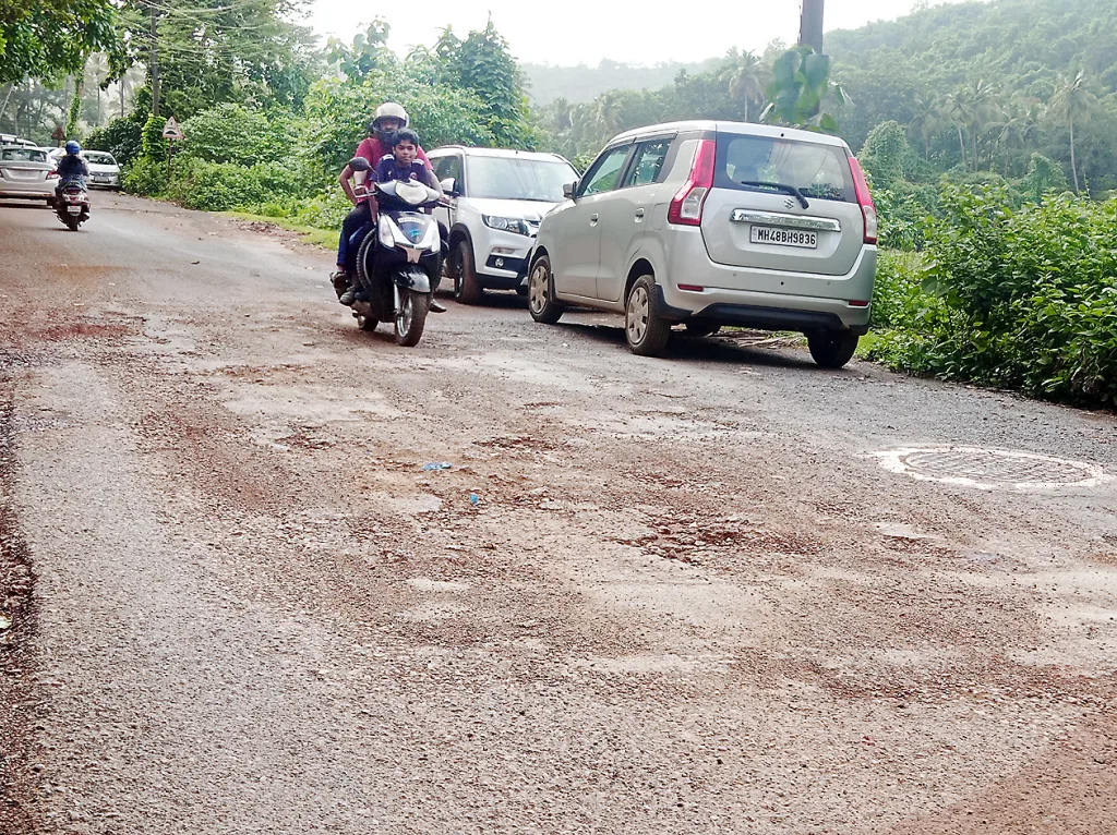 Roads in Kavale, Bandora became a headache for motorists