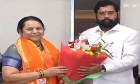 Breaking : निलम गोऱ्हे यांचा शिंदे गटात पक्षप्रवेश; मुख्यमंत्री शिंदे आणि उपमुख्यमंत्री फडणवीस यांची उपस्थिती Neelam Gorhe joined Shinde group ShivSena