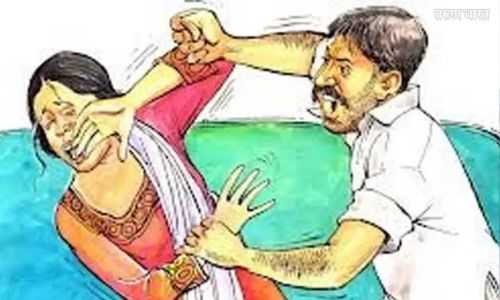 Satara Breaking : अंगावरील कपडे फाटेपर्यंत दलित मायलेकिंना मारहाण; सातारा जिल्ह्यातील घटना