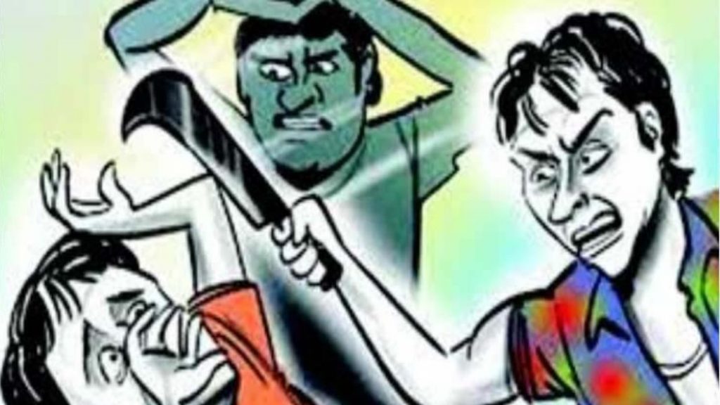 जेवणाचे पैसे न दिल्याने तरूणावर ब्लेड, कोयत्याने वार Youth stabbed with blade, knife for not paying for food