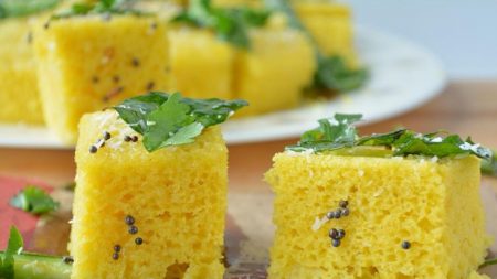 prepare dhokla at home tips and tricks recipe in marathi