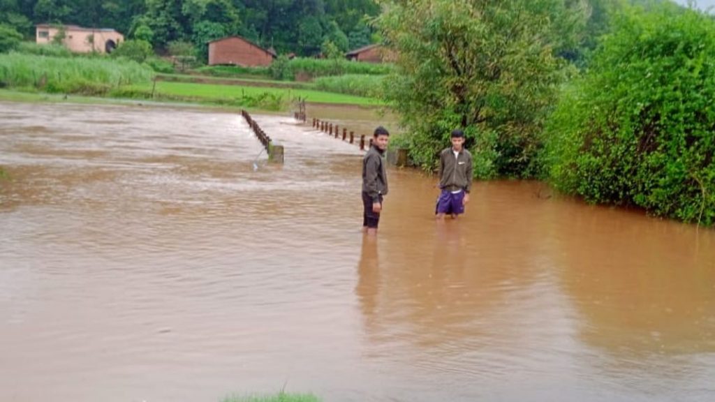 Heavy rain in Kolhapur 23 dams under water