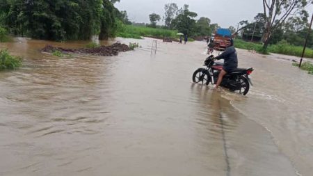 Nipani-Radhanagari interstate highway closed kolhapur rain update