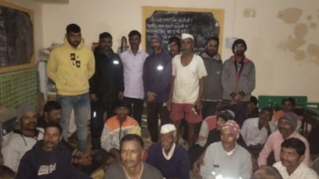 Kolhapur Rain 92 families in Kupalewadi Pakhalewadi migration