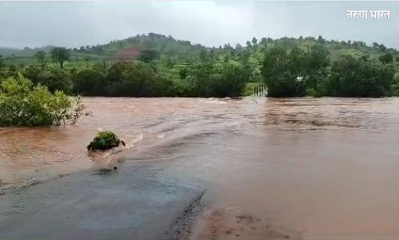 बर्कीच्या धबधब्याकडे जाणारा मार्ग बंद; पाण्याच्या पातळीत झपाट्याने वाढ Berkey Falls closed