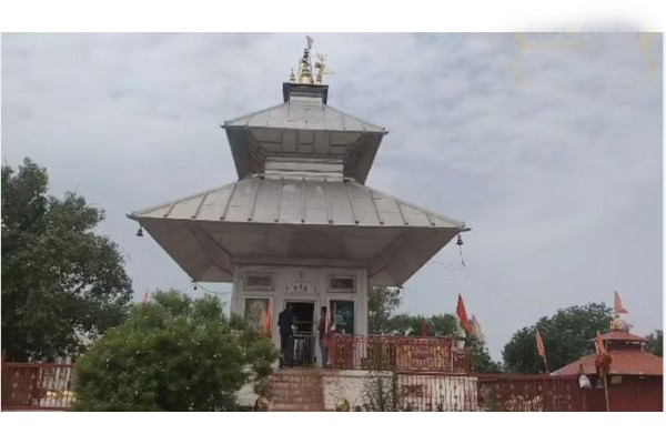 Pashupatinath Temple in India