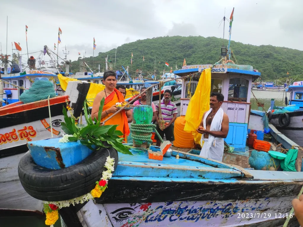 Fishing by mechanized boats will start from tomorrow