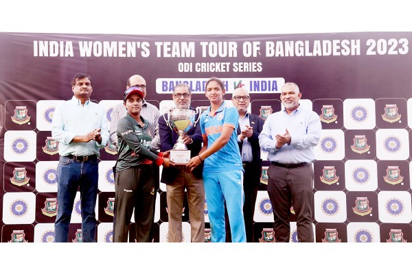 Bangladesh snatched Team India's victory