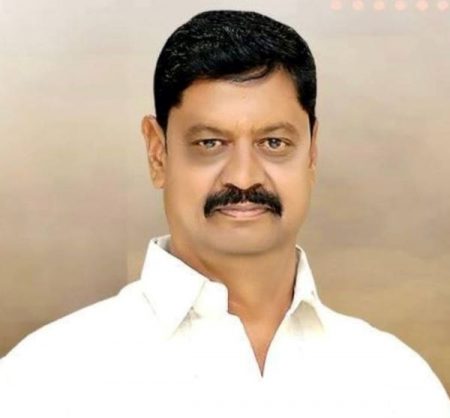 जेजुरीत राष्ट्रवादीच्या नेत्याची हत्या NCP leader Mehboob Pansare killed in Jejuri