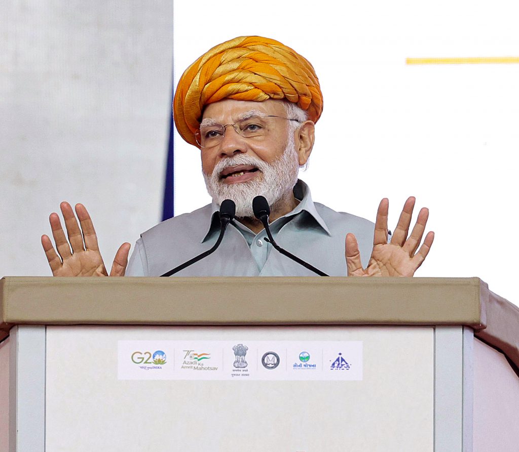 With the progress of the country, opponents are burning