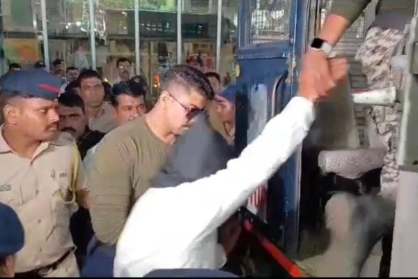 नितीन गडकरी धमकी प्रकरणात अफसर पाशाचा सहभाग उघड