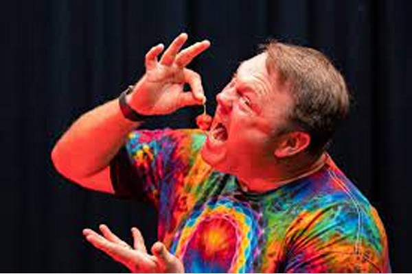 सर्वात तिखट मिरची खाण्याचा विक्रम