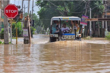 5 राज्यांमध्ये अतिवृष्टी, 72 तासांत 76 बळी