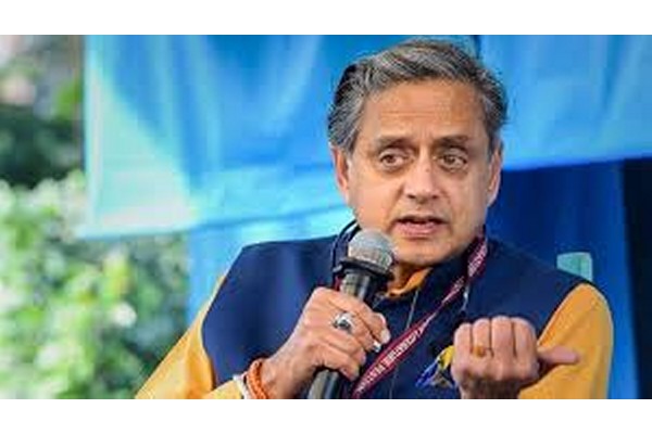 युसीसीमुळे अधिकारांचे उल्लंघन होण्याची भीती : थरूर