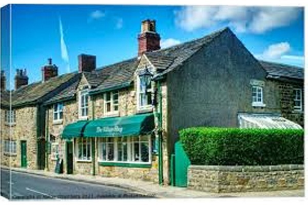 प्रत्येक घराचा दरवाजा हिरव्या रंगाचा