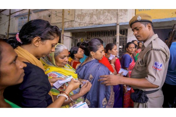फेरमतदानावेळीही बंगालमध्ये गैरप्रकार