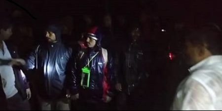 Kolhapur Breaking : मुसळधार पावसामुळे रांगणाच्या जंगलात अडकले 17 पर्यटक, पहाटेच्या सुमारास सुखरूप सुटका