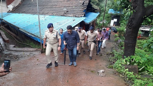 राजापूर, लांजा तालुक्यातील ६ दरडप्रवण गावांचे स्थलांतरणाने कायमस्वरूपी पुनर्वसनासाठी प्रयत्नशील- जिल्हाधिकारी एम देवेंदर सिंह Lanja Collector Singh