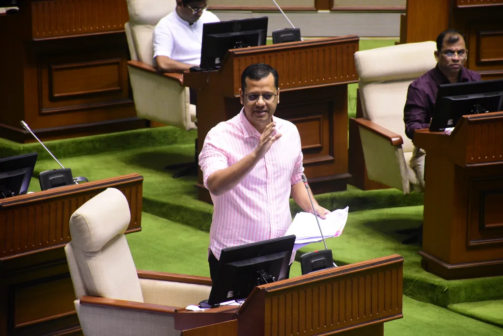 ... So let's build a fight on the lines of Kunkalli