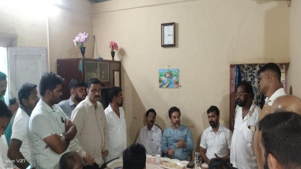 आचऱ्यात निलेश राणेंनी घेतल्या आचरा शक्तिकेंद्र प्रमुखांच्या भेटीगाठी