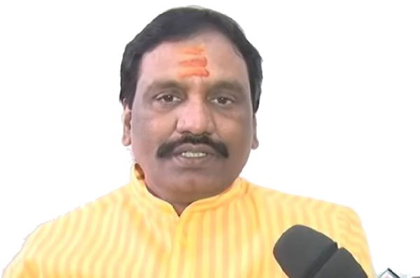 राष्ट्रवादीच्या आमदारांना १०० खोक्यांची ऑफर?