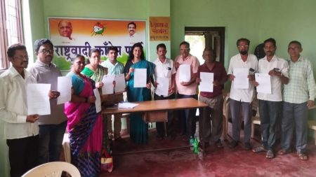 वेंगुर्ले तालुक्यातील राष्ट्रवादीचे सर्व पदाधिकारी शरद पवारांसोबतच !