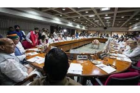 मणिपूरवर चर्चेस केंद्र सरकार राजी