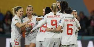 स्वीसची फिलिपिन्सवर मात