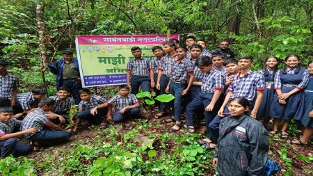 माझी वसुंधरा अभियानांतर्गत सावंतवाडीत वृक्षारोपण !