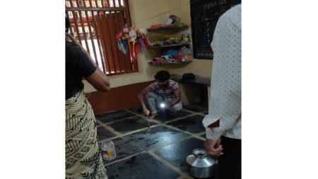 नेमळे शाळेत आढळला कवड्या जातीचा साप !