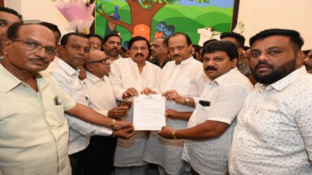 राष्ट्रवादी अजित पवार गटाच्या जिल्हाध्यक्षपदी अबिद नाईक यांची नियुक्ती