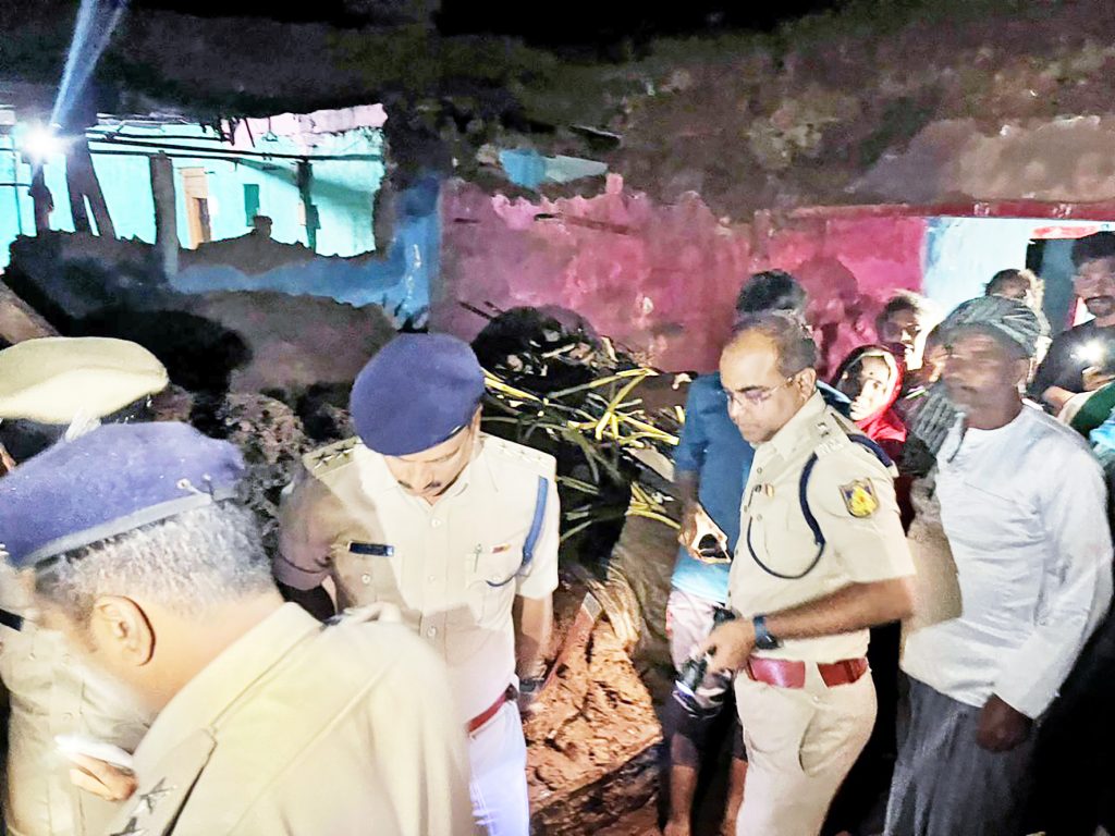 Meeting of Police Chiefs at Bailhongal