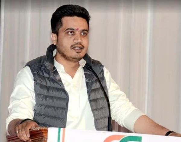 Rohit Pawar's tweet on BJP's Dirty politics