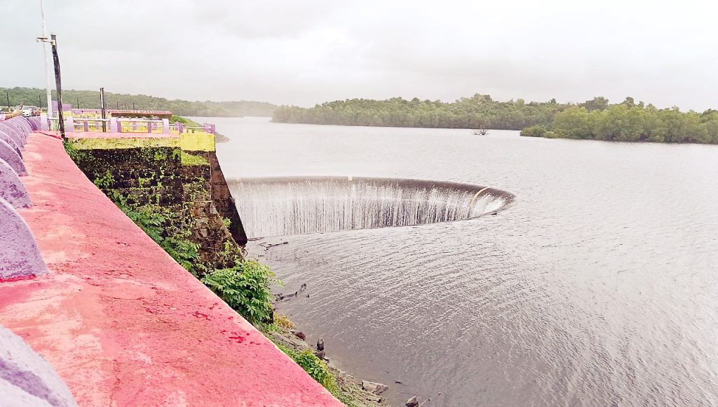 Salawali dam reservoir finally 'overflowed'