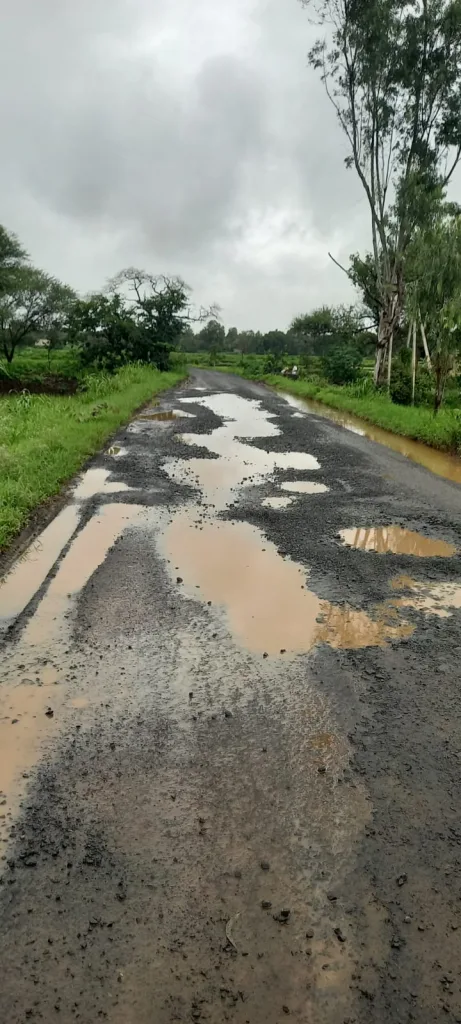 Road condition from Shindoli Cross to Basarikatti