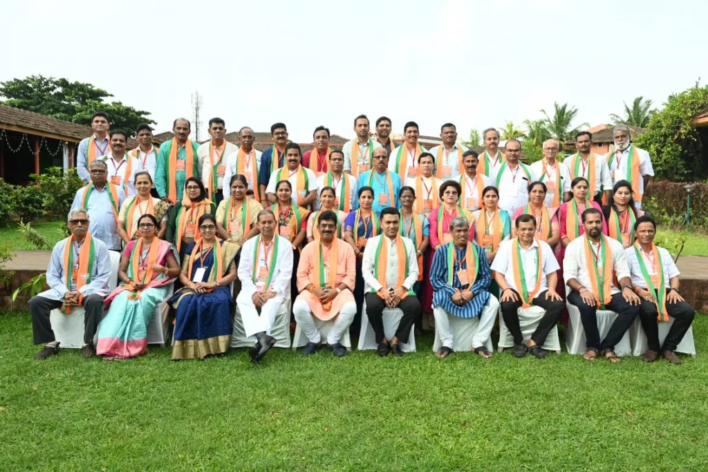 आगामी लोकसभा निवडणूक जिंकण्यासाठी कामाला लागा Get to work to win the upcoming Lok Sabha elections