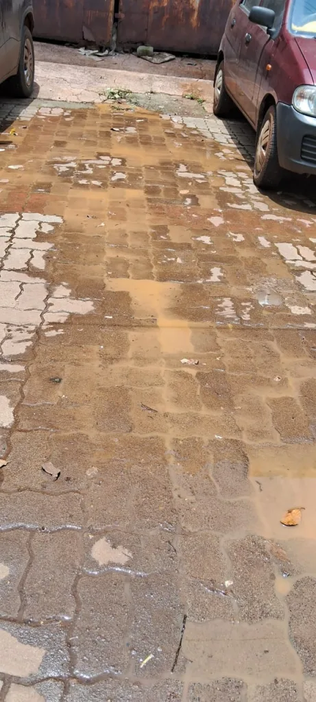 Water leakage in front of Taluka Panchayat