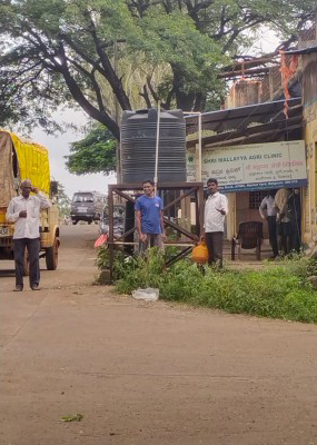 Water still stagnant in APMC