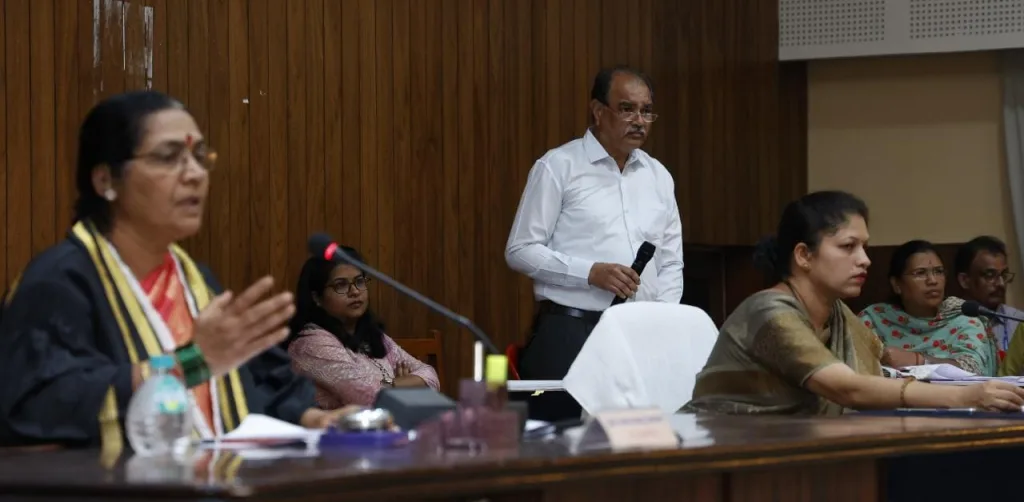 Municipal Law Adviser Adv. Mahantshetty misled