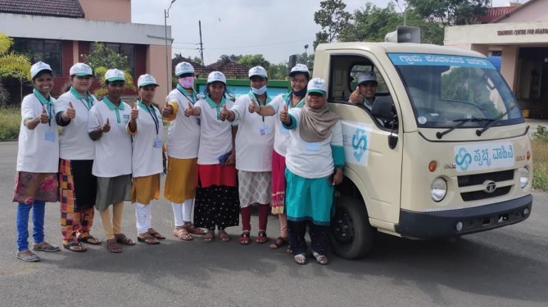 141 women working on garbage trucks of gram panchayat