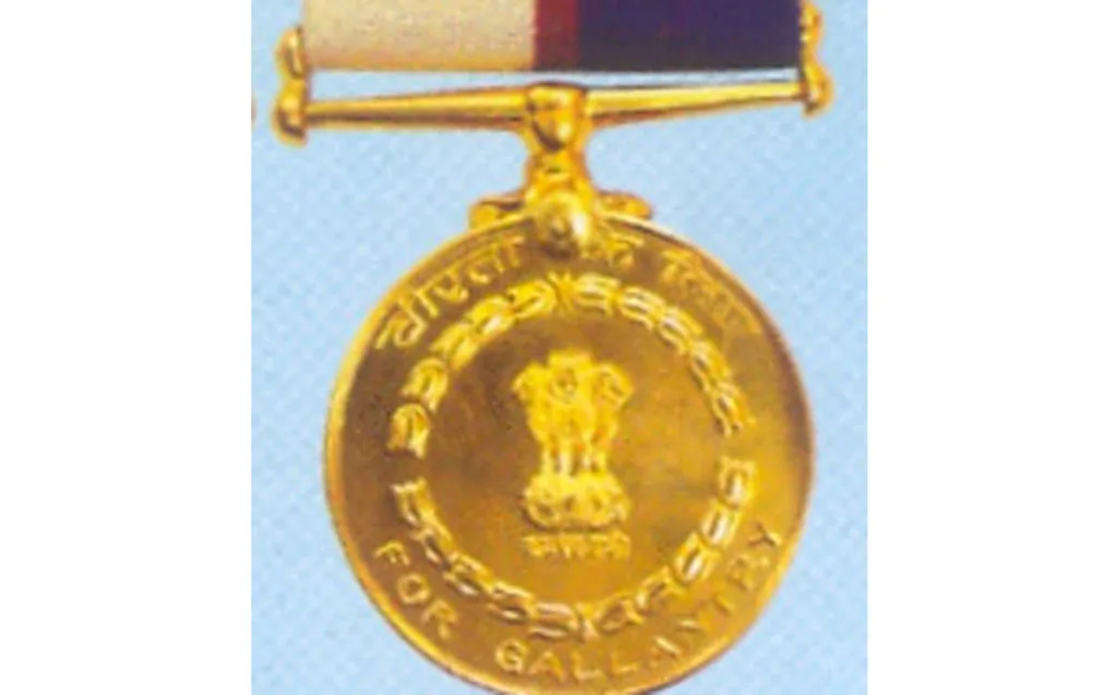 Service medals announced to 954 policemen in the country