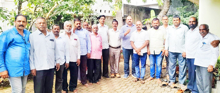 कारखाना चालविण्यासाठी शेतकरी बचाव पॅनेल हाच पर्याय Farmers Rescue Panel is the only option to run the factory