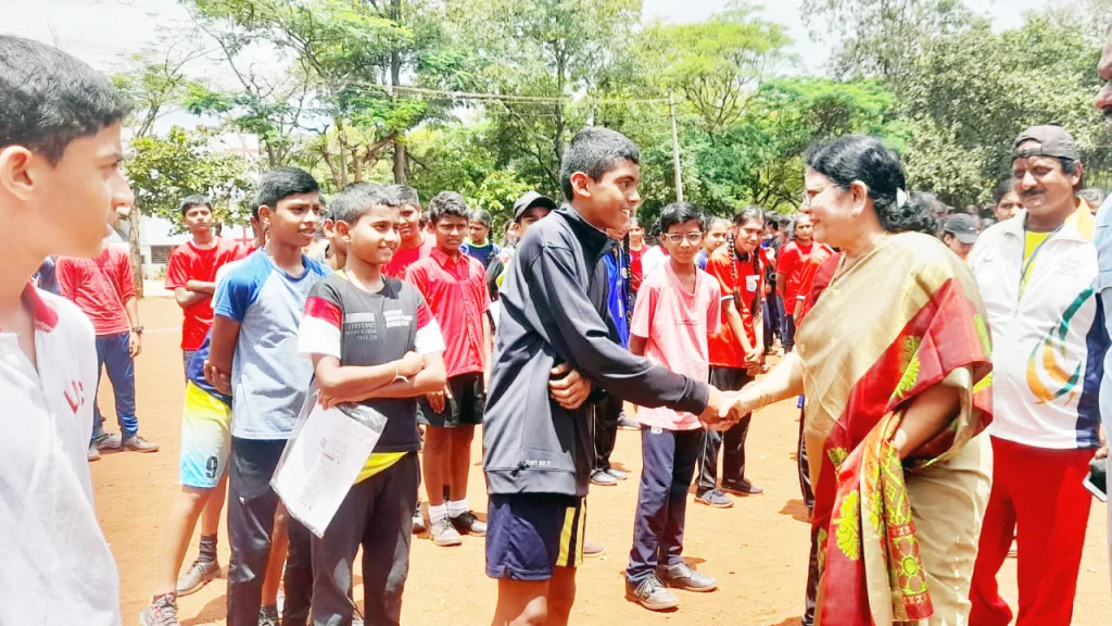 Vanita Vidyalaya, DP, St. Xavier's, Little Scholar in the final